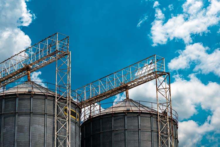 grain elevators in Iowa protected by CrossRoads Agribusiness insurance services